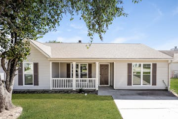 374 Eagles Crossing Cir Riverdale, GA 30274